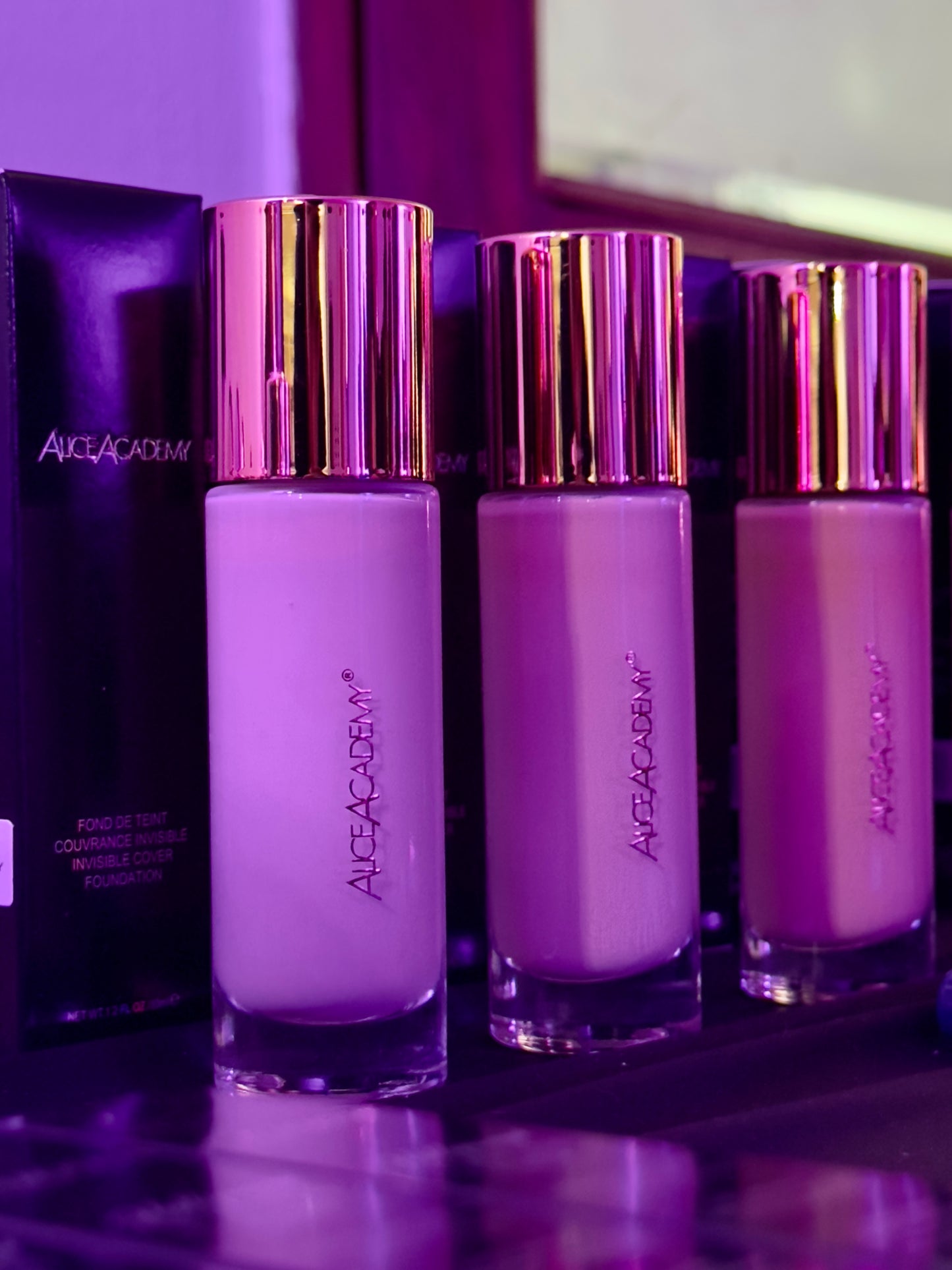 MAQUILLAJE BASE ULTRA HD ALICE ACADEMY